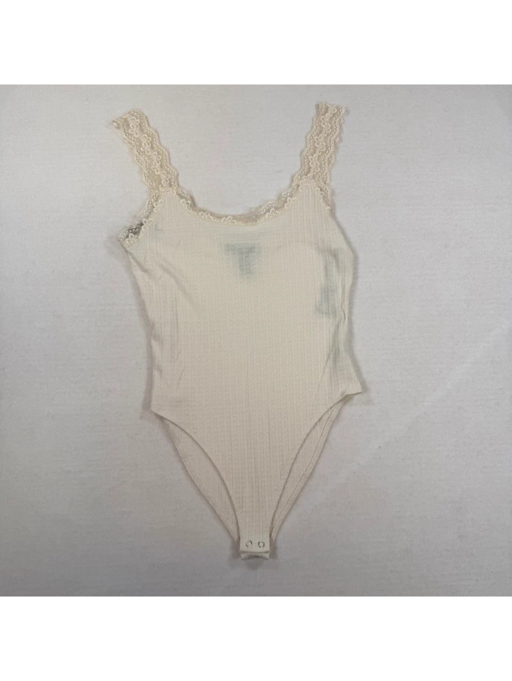 Y2K Forever 21 Cream Lace Trim Ribbed Bodysuit Large